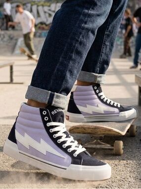 NIB  Revenge X Storm Vol. 2 Hi-Top Sneakers Lilac/Dark Navy Mens Size 10